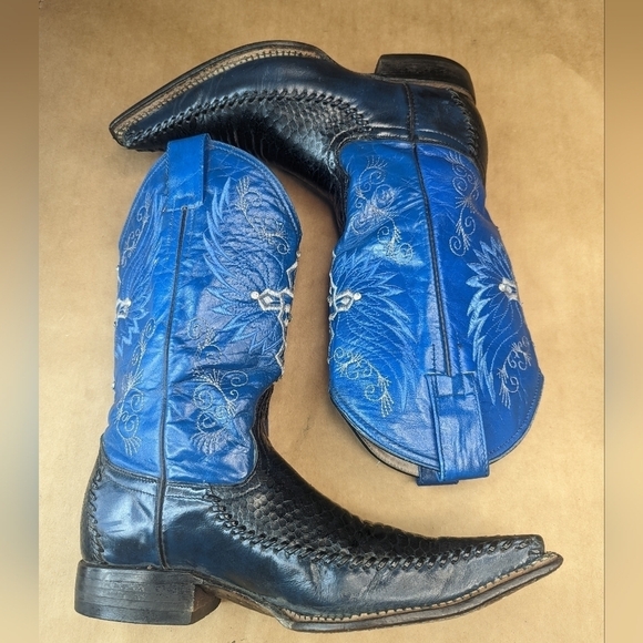 El General Boots women's Sz 7.5B Black Python vamp, blue pigskin shaft with rhin - Picture 10 of 14